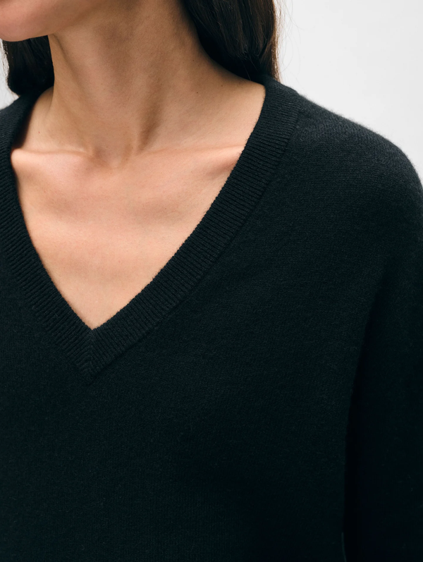 White and Warren Cashmere V Neck